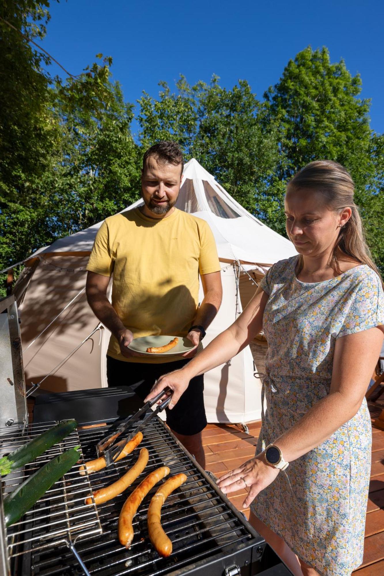 Holmegaard Vin Og Glamping Hotell Dannemare Eksteriør bilde