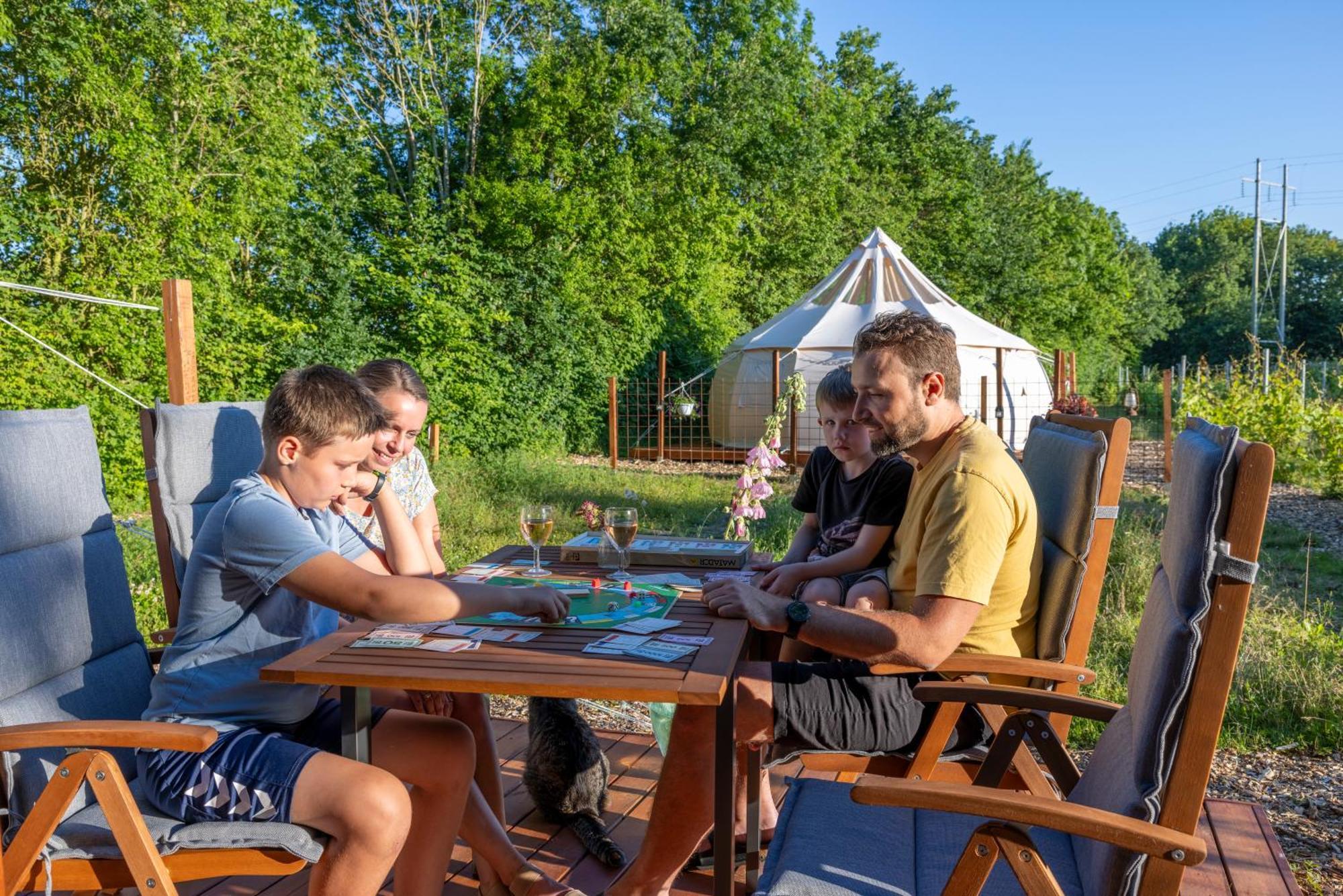 Holmegaard Vin Og Glamping Hotell Dannemare Eksteriør bilde